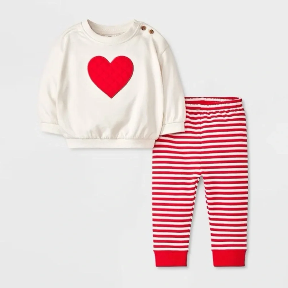 Baby nwt Heart Fleece Set - Cat & Jack Cream Valentine’s Day